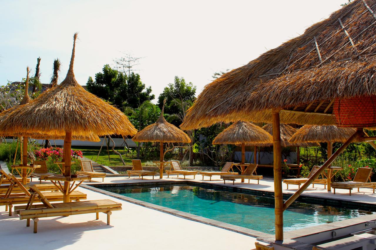 surfing-accommodation-sereweh