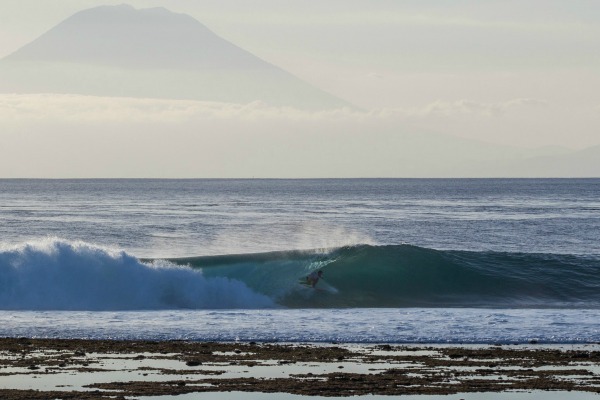 best-waves-in-indonesia