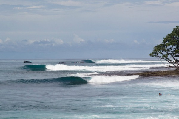 mentawai surf travel