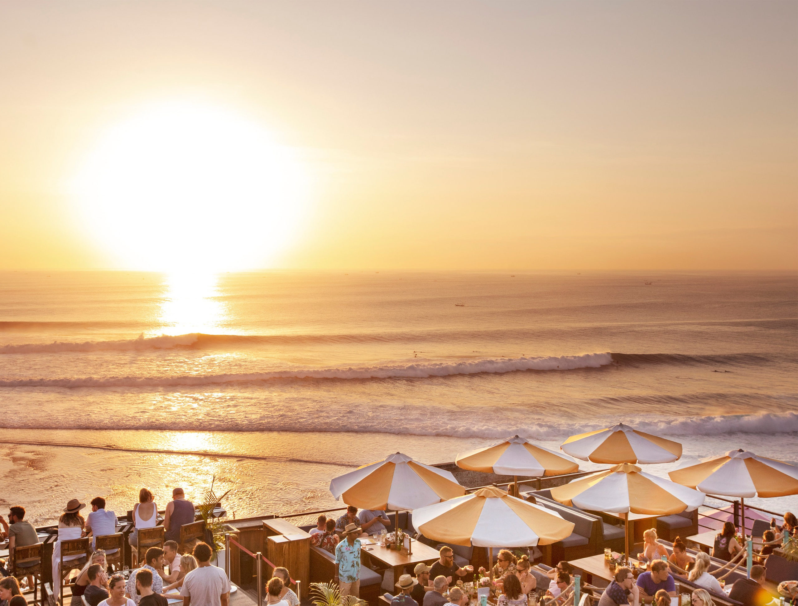 single-fin-uluwatu-cliff-bali single-fin-bali-uluwatu