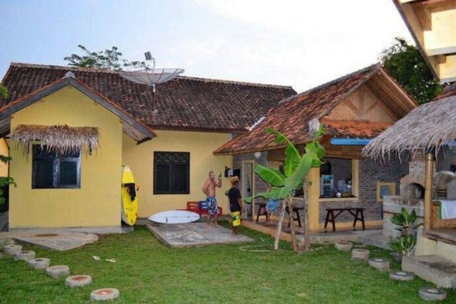 chill-house-cimaja-java chill-house-cimaja-java