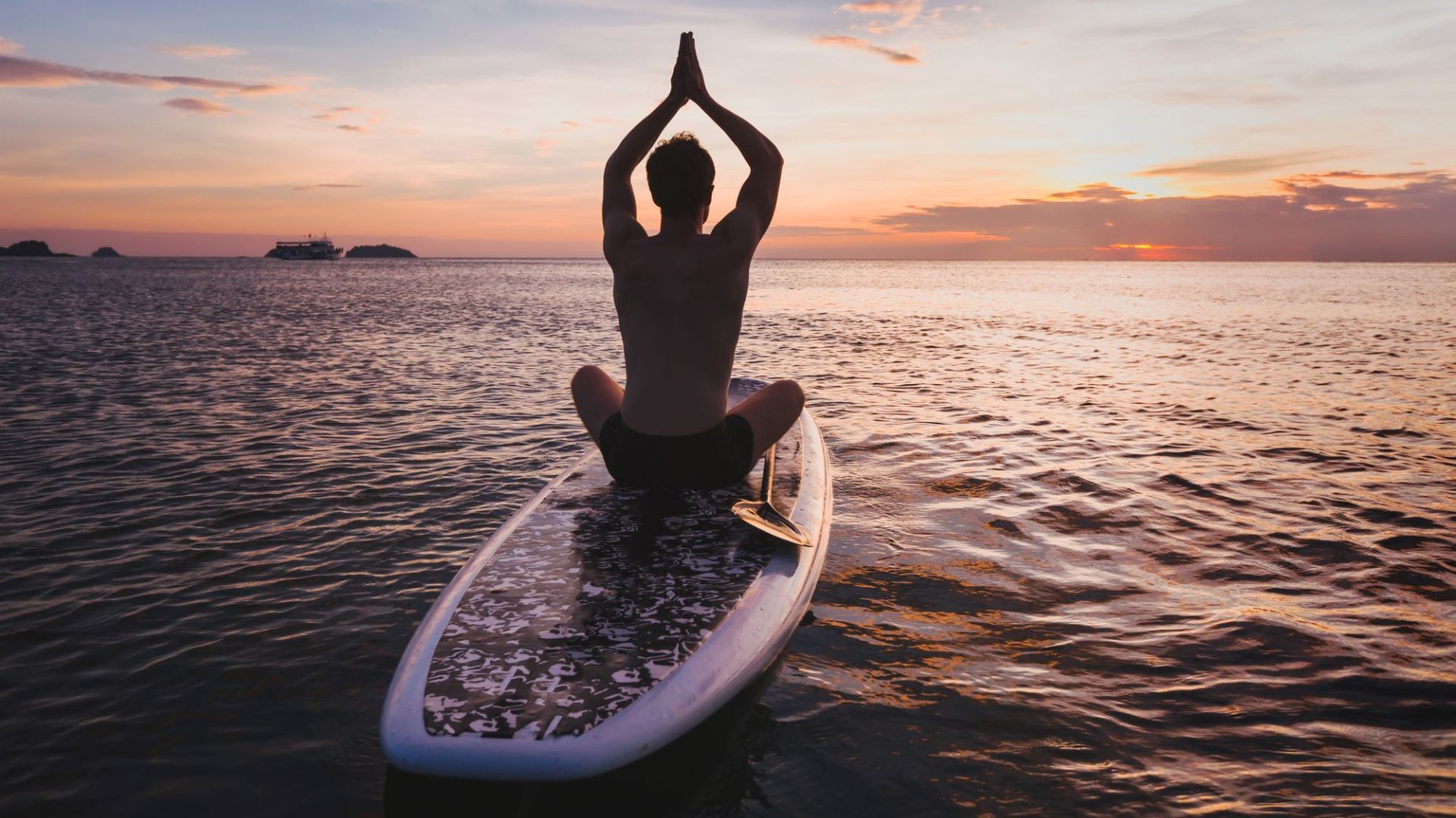 benefits-of-yoga-for-surfers