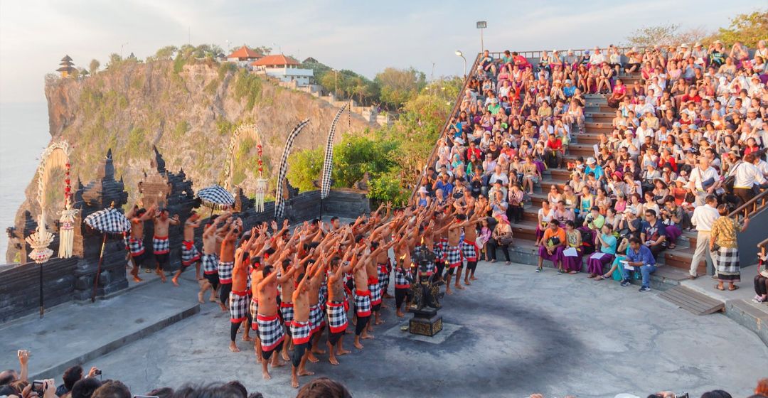 uluwatu-temple-kecak-dance