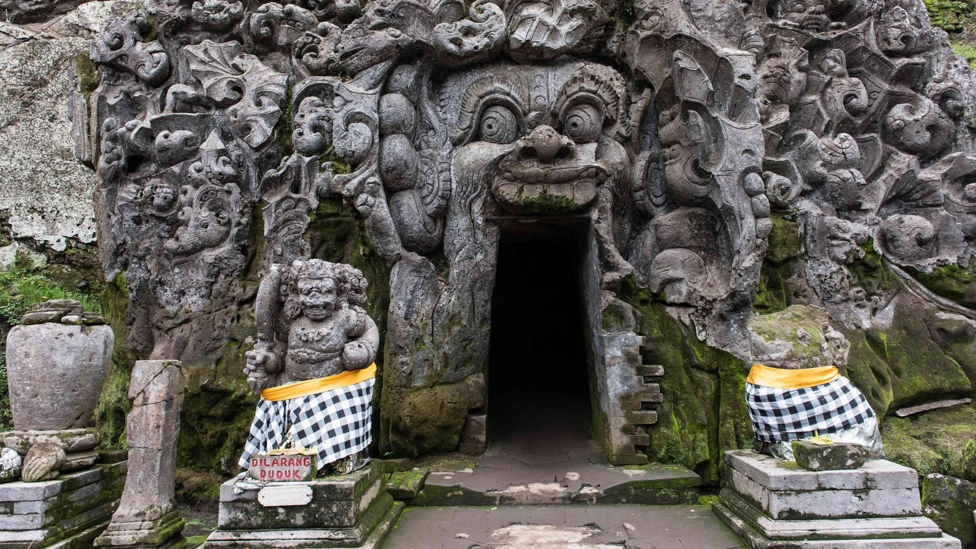 Visit Goa Gajah Elephant Cave